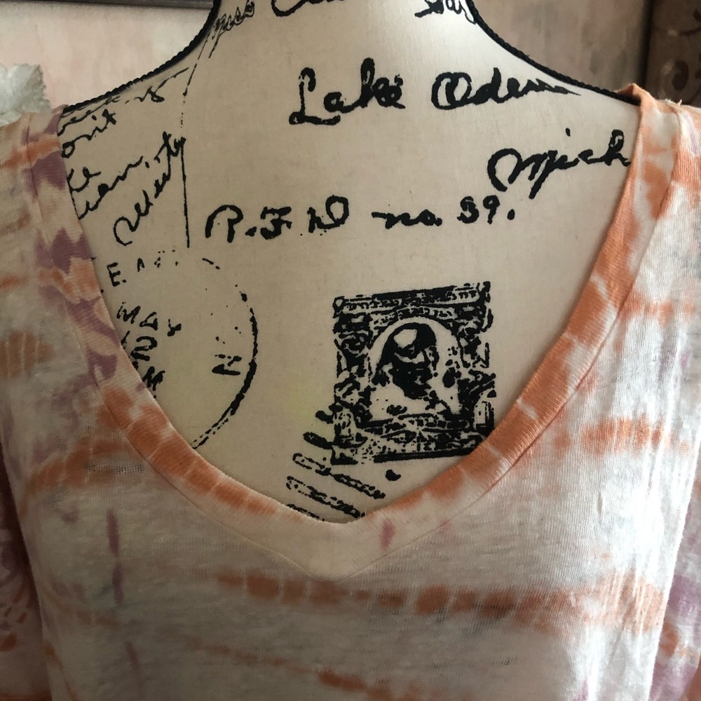 YOUNG FABULOUS BROKE S/M TIEDYE TOP NWT - Picture 4 of 6